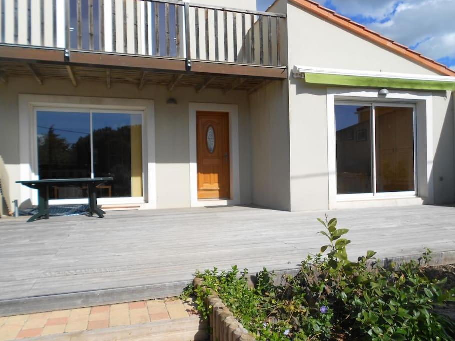 Grande Villa Neuve Avec Piscine Pres Mer Et Sete بالاروك ليه بان المظهر الخارجي الصورة